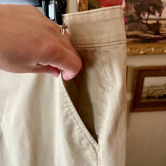 a.n.a women’s casual wide leg crop cotton chino khaki pants pockets 16 - Picture 4 of 10